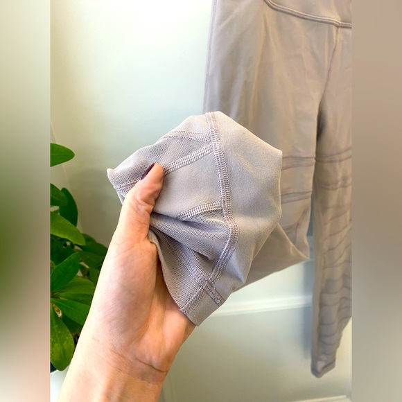 Lululemon Wunder Under Tech Mesh High Rise Pant, sz 10 - Picture 1 of 6
